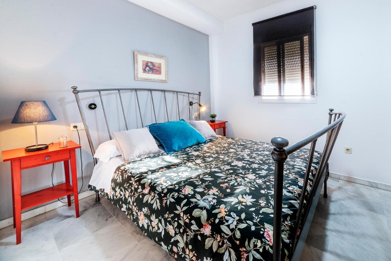Apartamento La Salle Севілья Екстер'єр фото