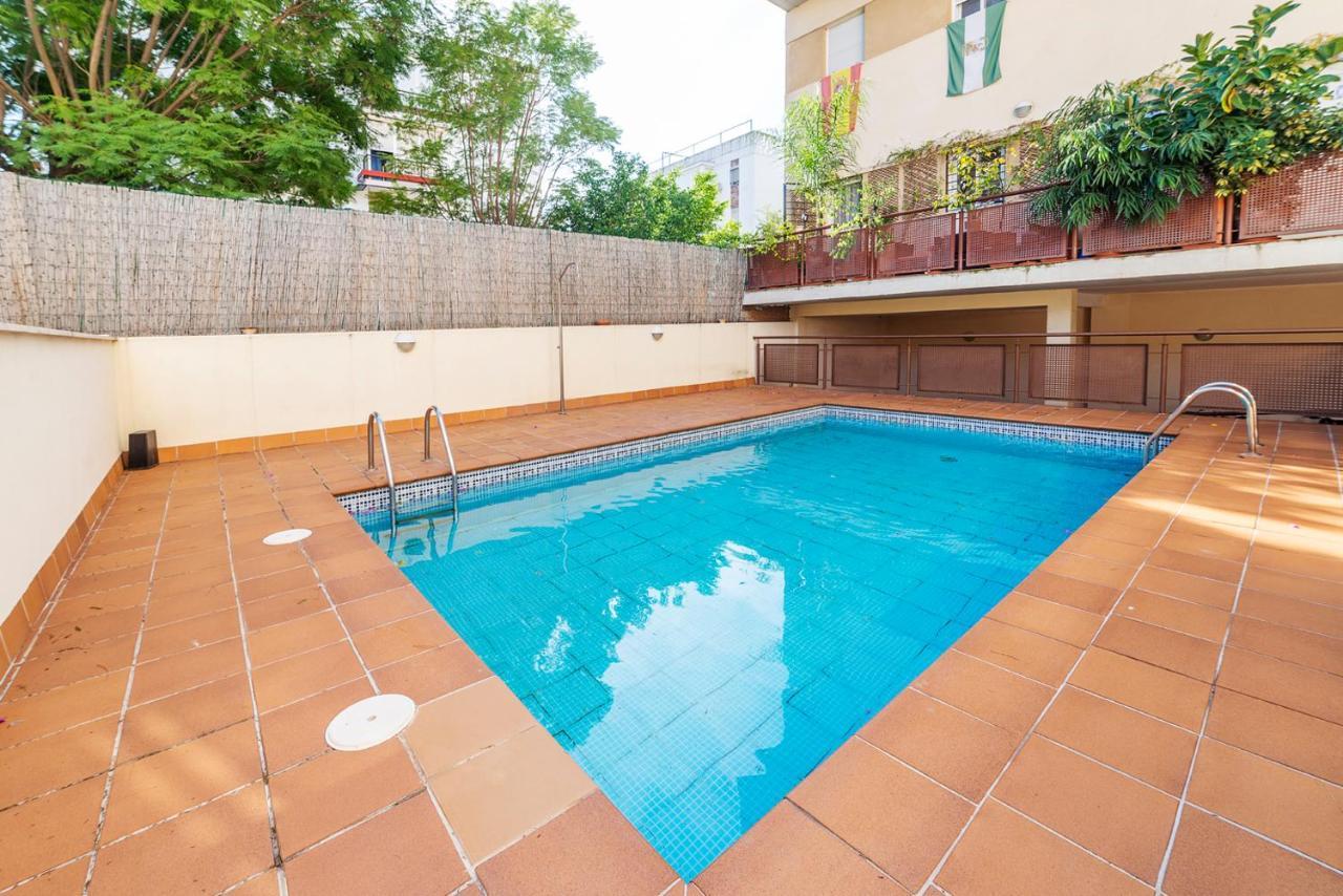 Apartamento La Salle Севілья Екстер'єр фото